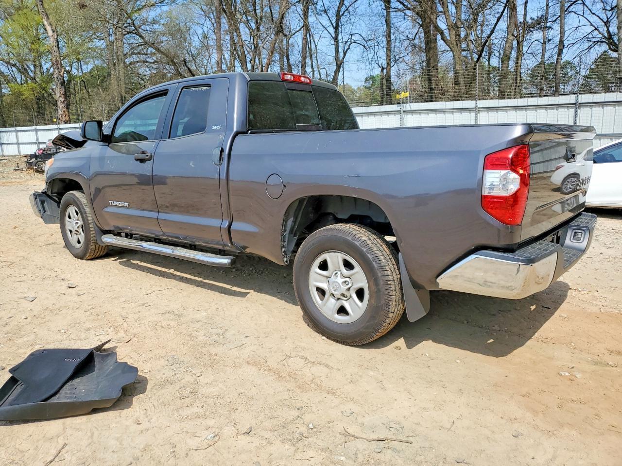 2015 Toyota Tundra SR5
