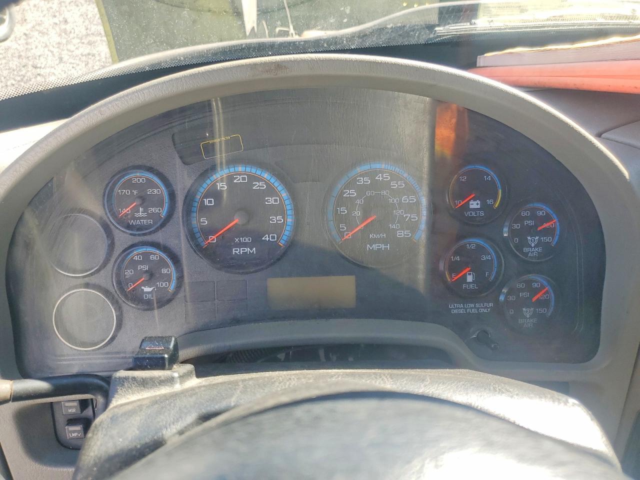 2013 International 4400 Refuse Truck