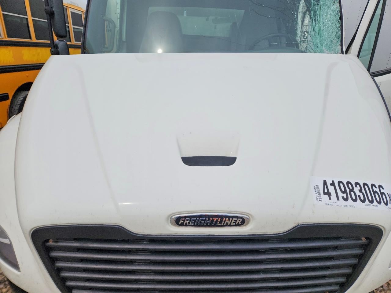 2023 Freigliner 2023 Freightliner Business Class M2 BOX Truck