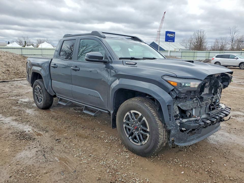 2025 Toyota Tacoma TRD Sport HV