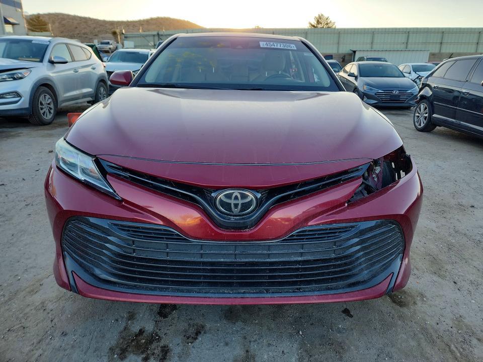 2019 Toyota Camry le