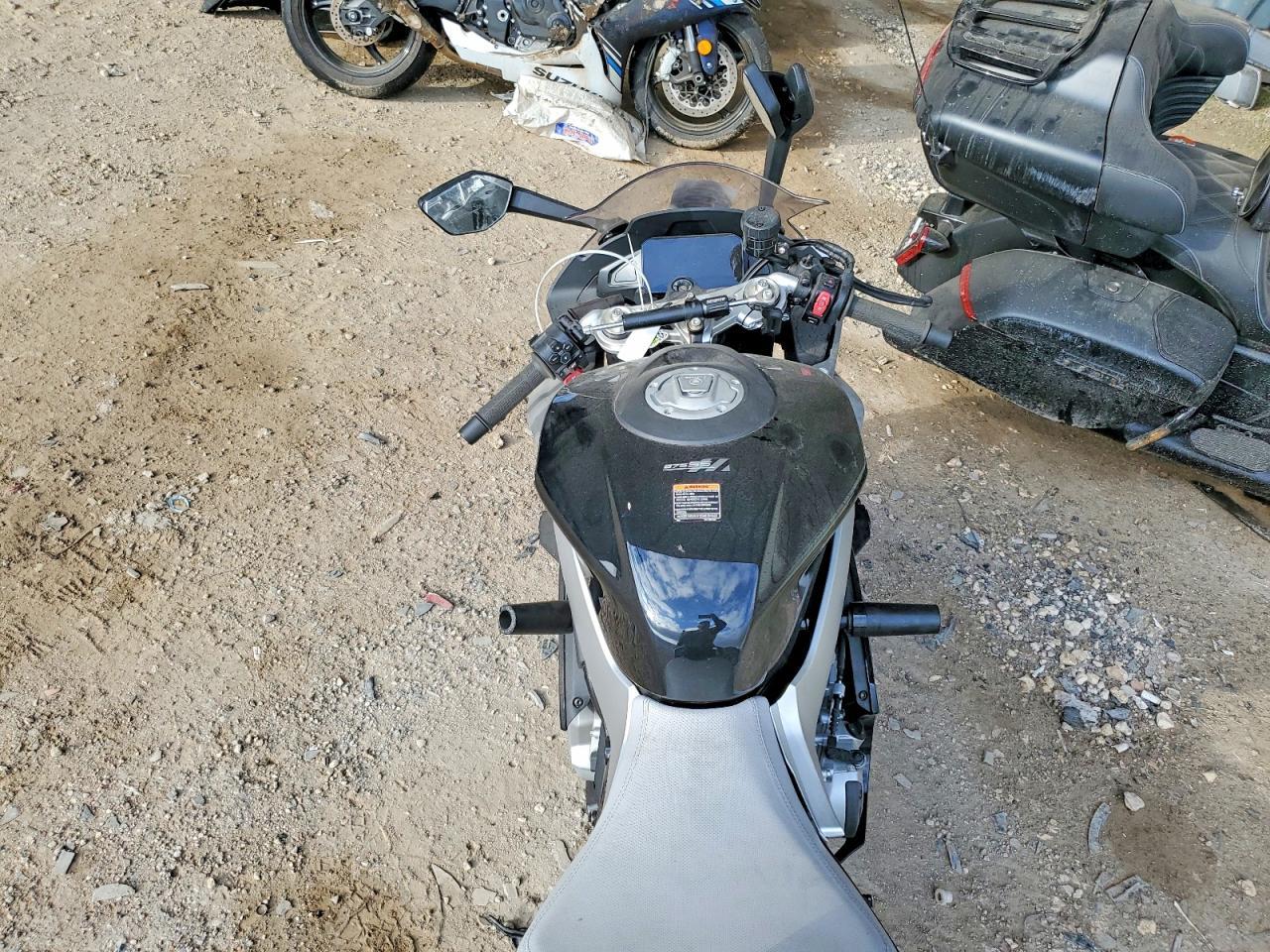 2025 Cf Moto 675SS