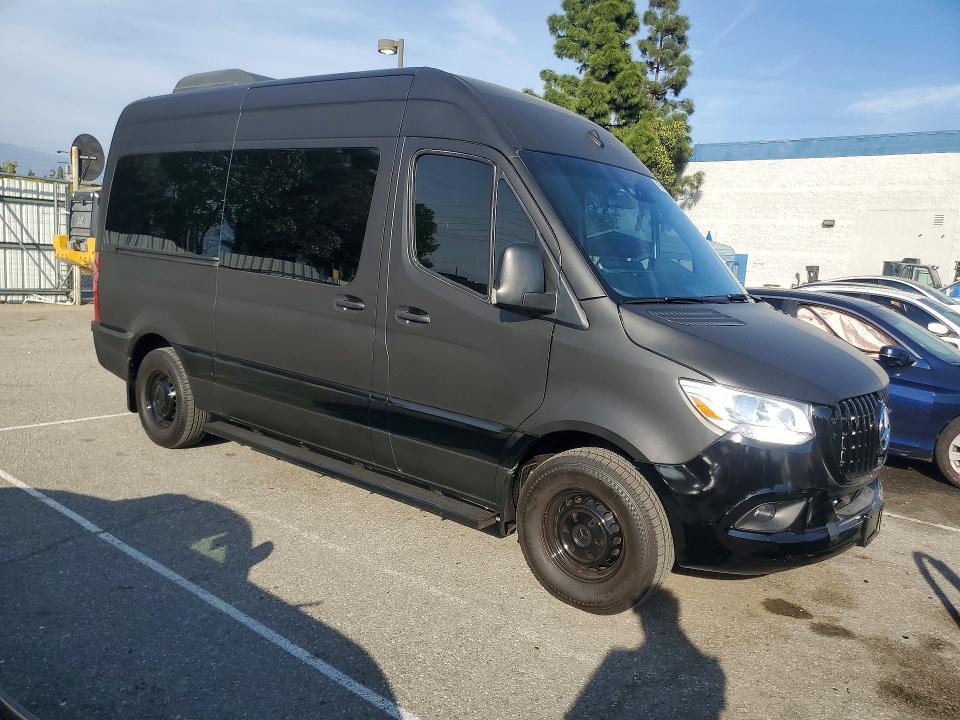 2023 Mercedes-Benz Sprinter 2500