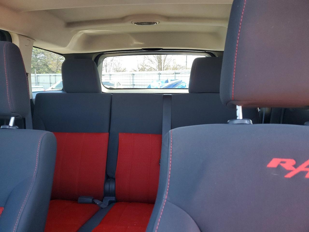 2008 Dodge Nitro r