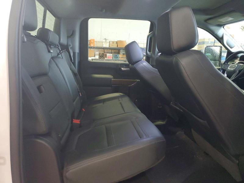 2023 GMC Sierra K2500 Denali