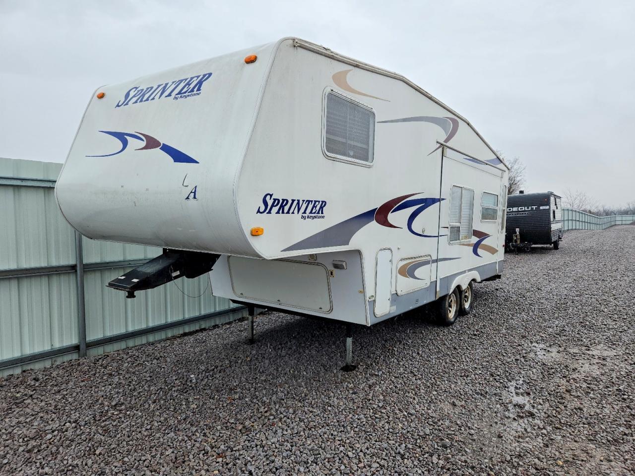 2004 Keystone 2004 Keystone Sprinter Camper