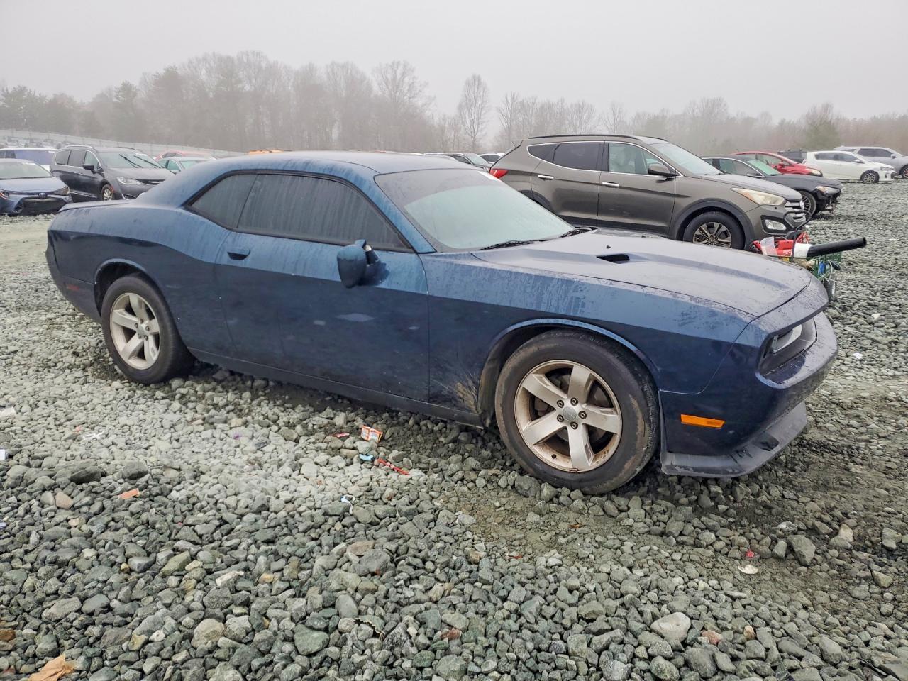 2013 Dodge Challenger sxt