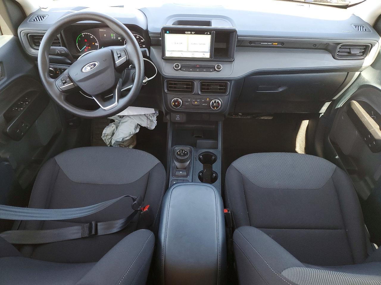 2022 Ford Maverick XL