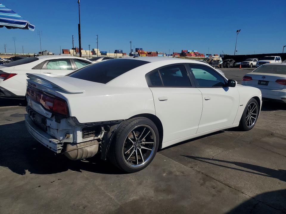 2013 Dodge Charger r