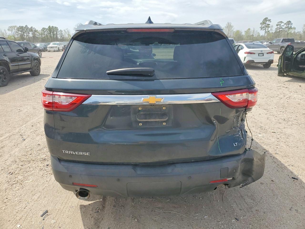 2018 Chevrolet Traverse lt