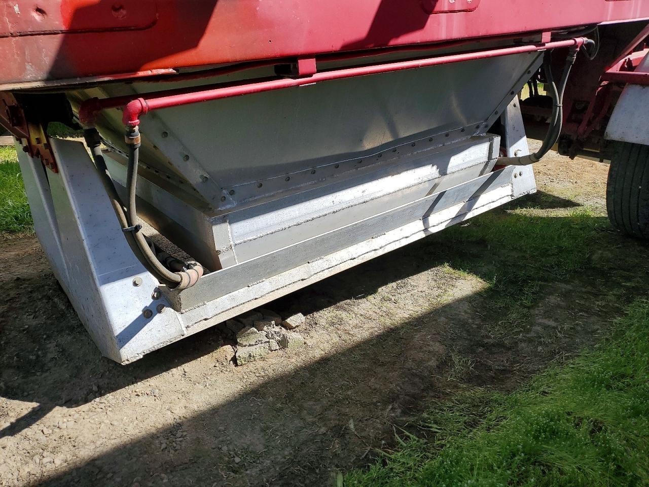 1996 Allco O BD40IP Feed Delivery Trailer