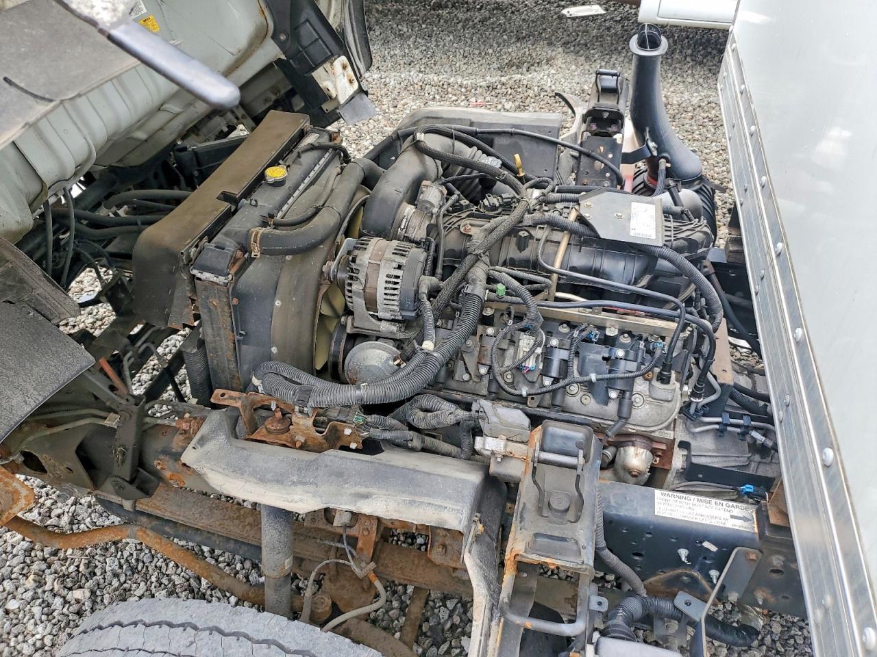2018 Isuzu NPR HD BOX Truck