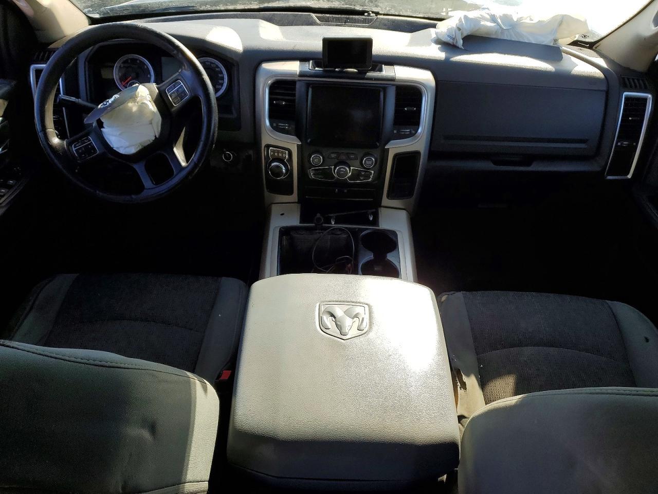 2015 Ram Trucks 1500 SLT