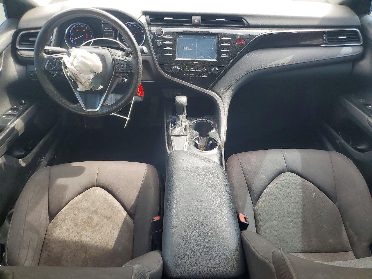 2020 Toyota Camry le