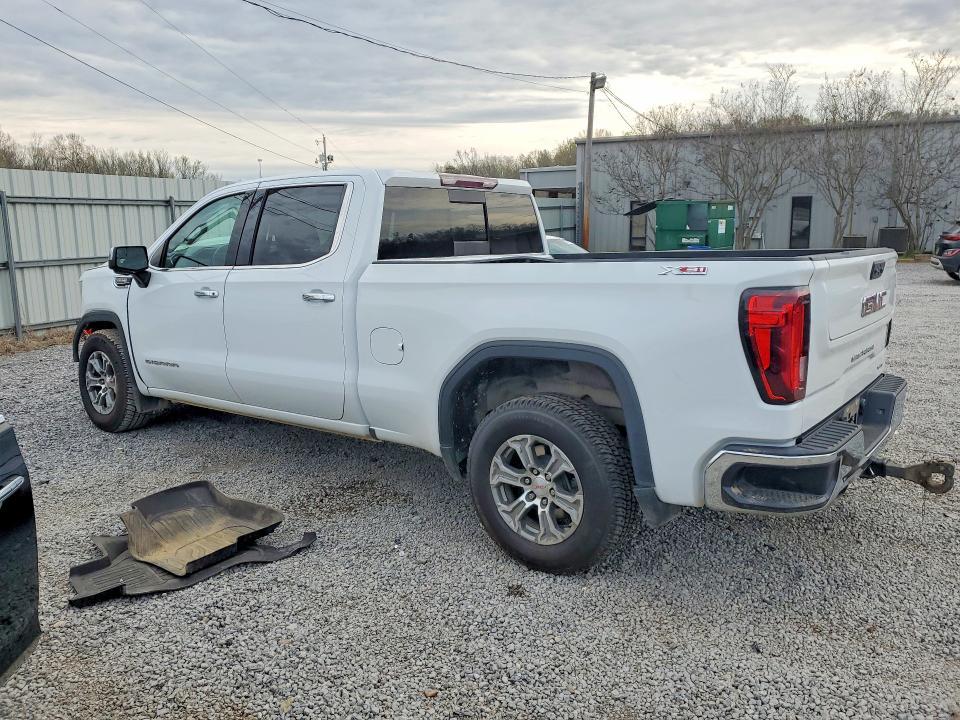 2024 GMC Sierra K1500 slt