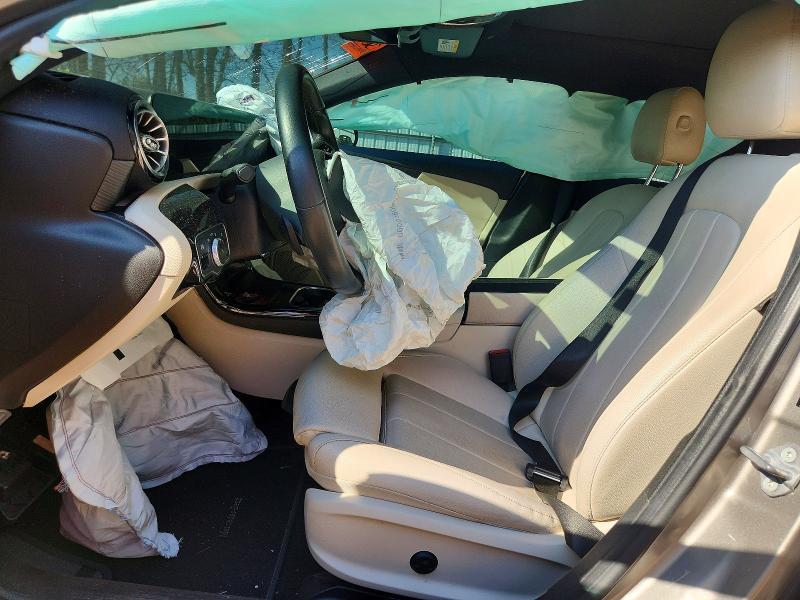 2019 Mercedes-Benz A 220