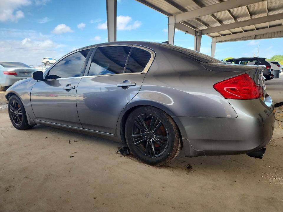 2013 Infiniti G37