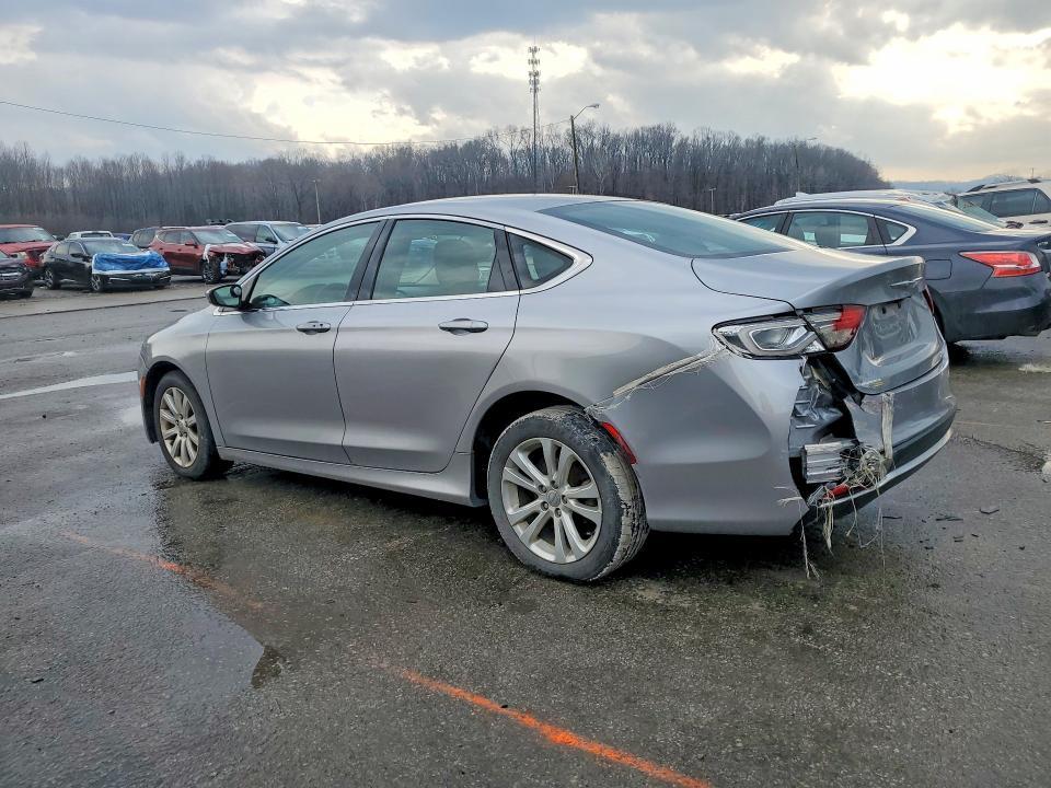 2016 Chrysler 200 Limited