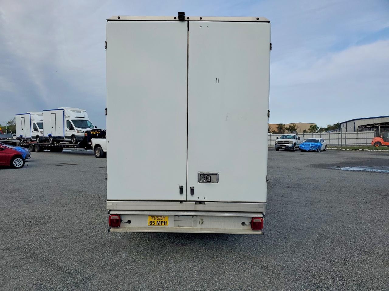 2020 Ford Transit Delivery Truck