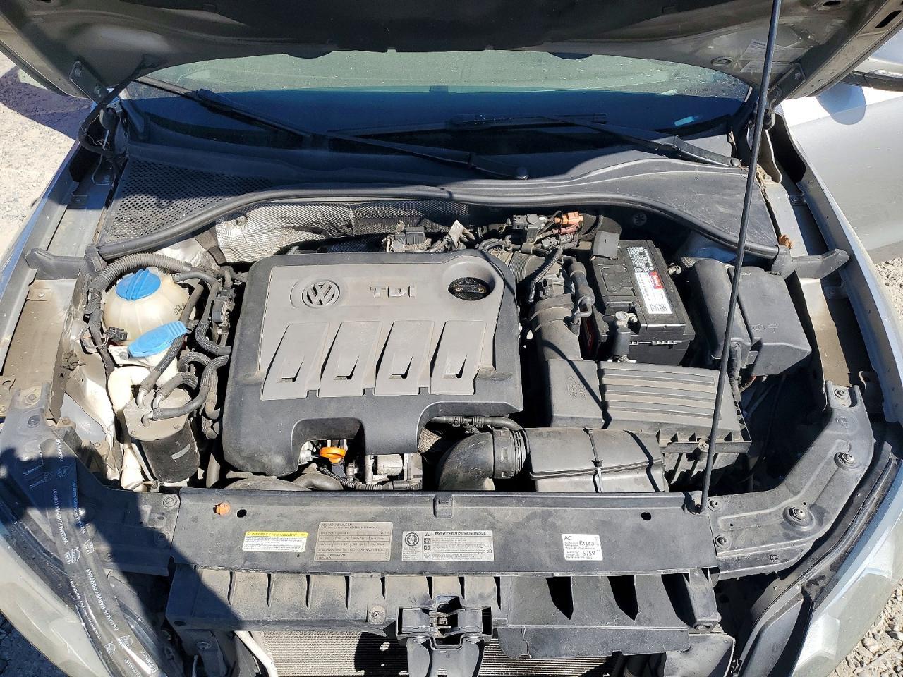 2012 Volkswagen Passat se