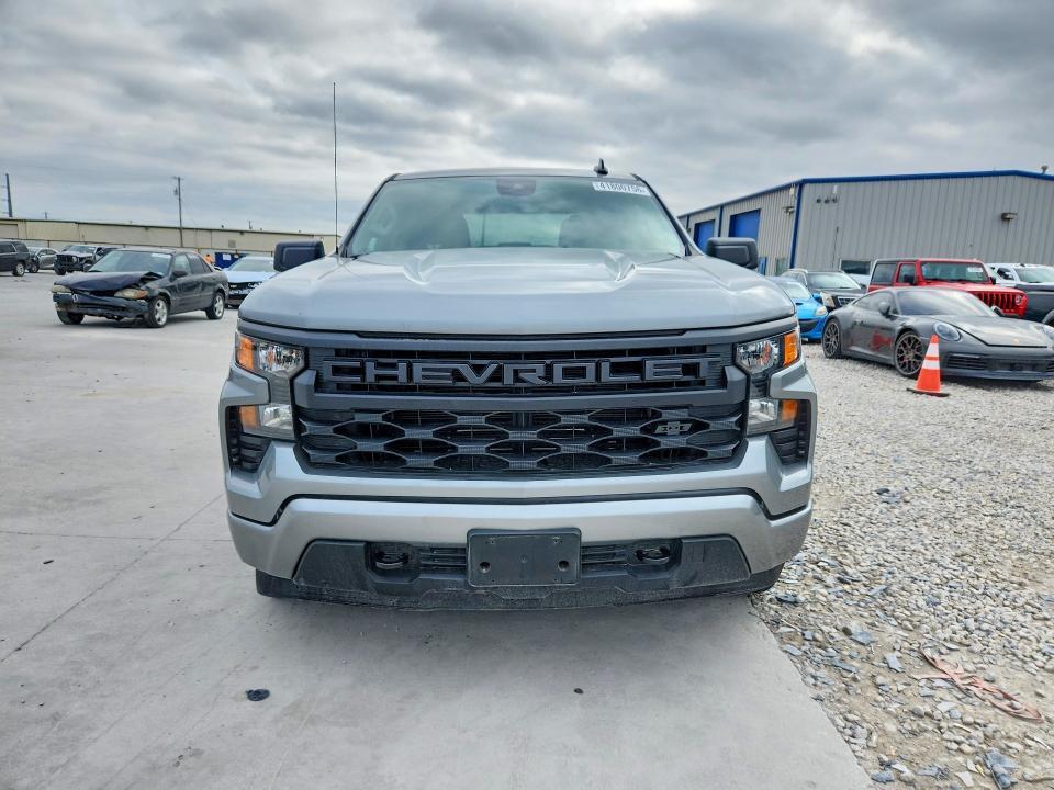 2025 Chevrolet Silverado C1500 Custom