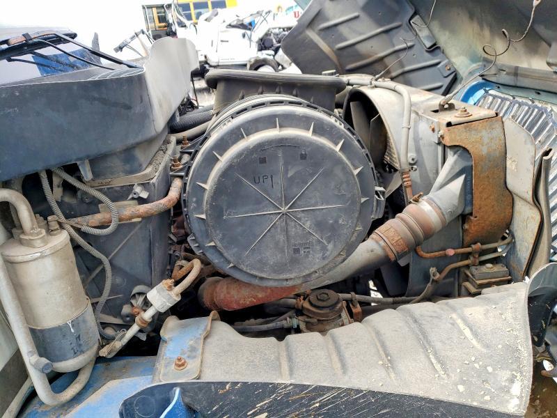 2004 International 4400 Roll-off Container Truck