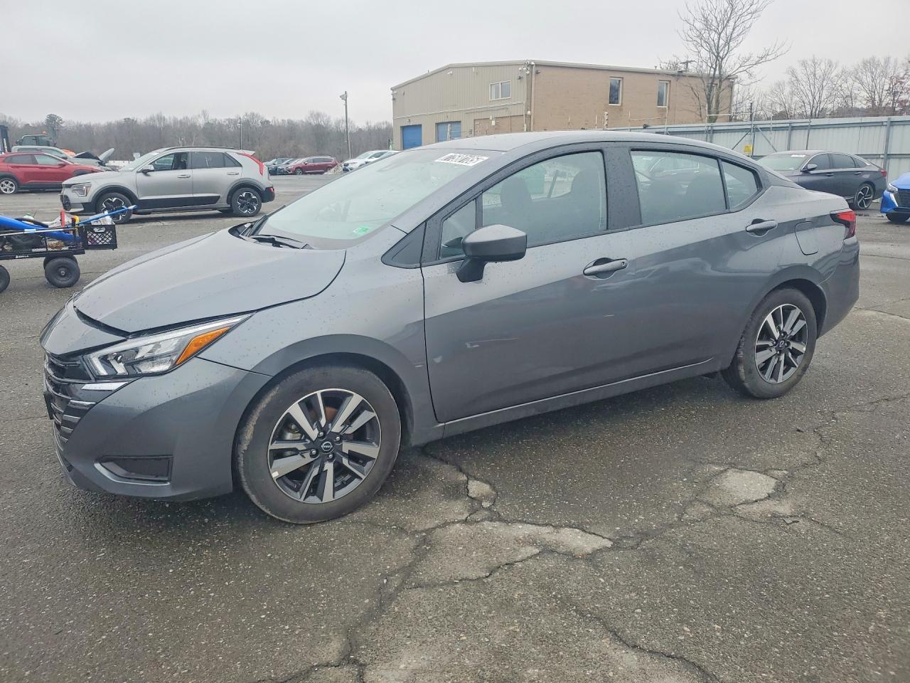 2025 Nissan Versa sv
