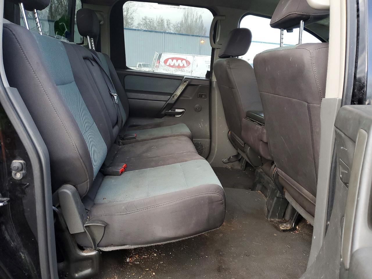 2006 Nissan Titan XE