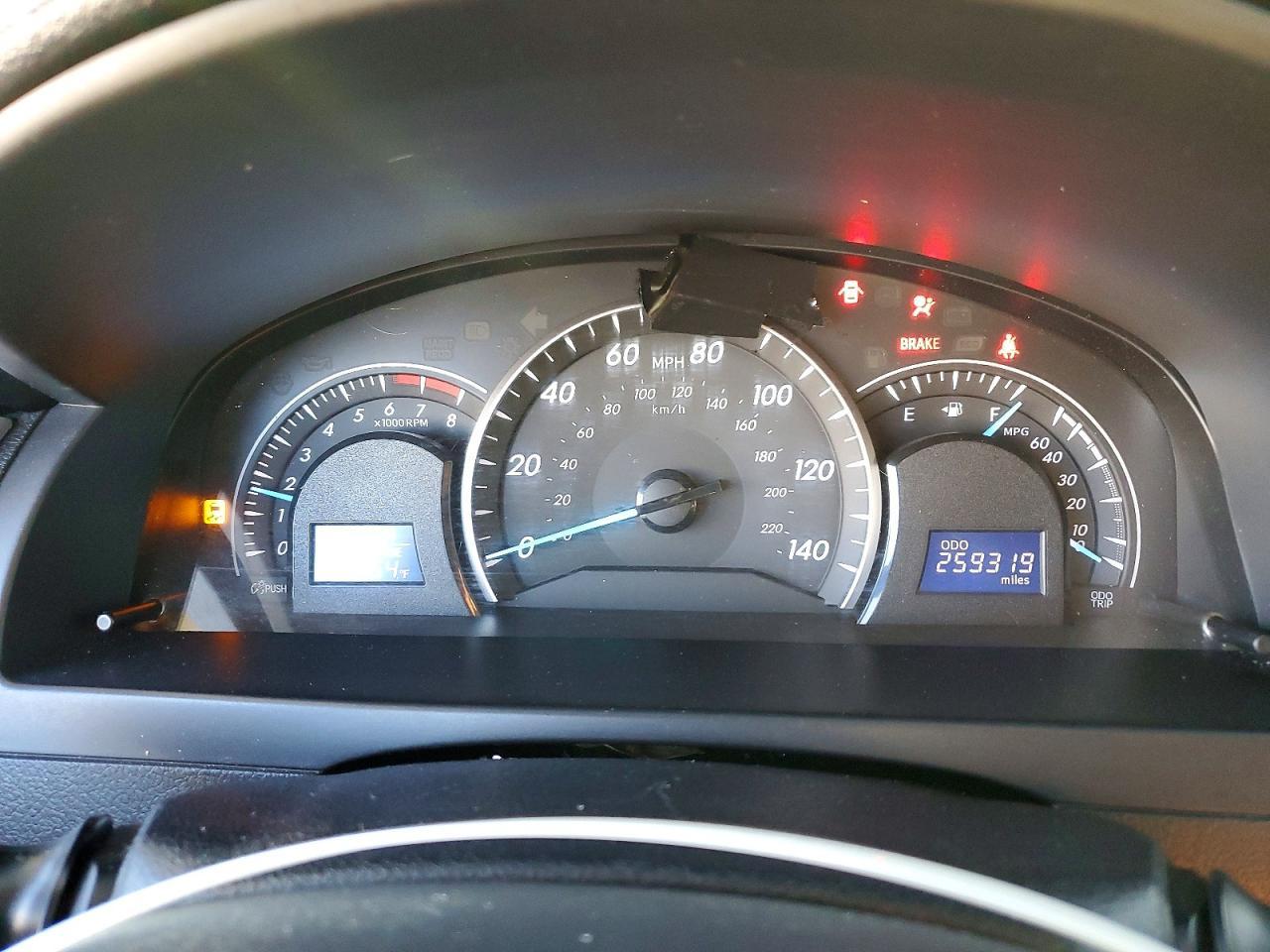 2012 Toyota Camry le