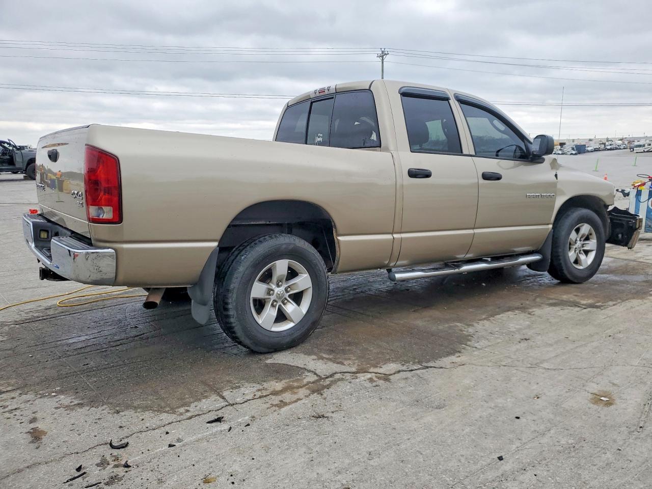 2004 Dodge RAM 1500 ST