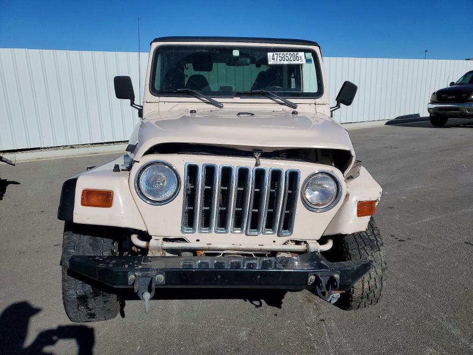 1997 Jeep Wrangler / tj Sahara