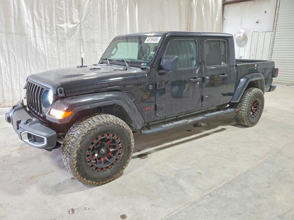 2022 Jeep Gladiator Sport