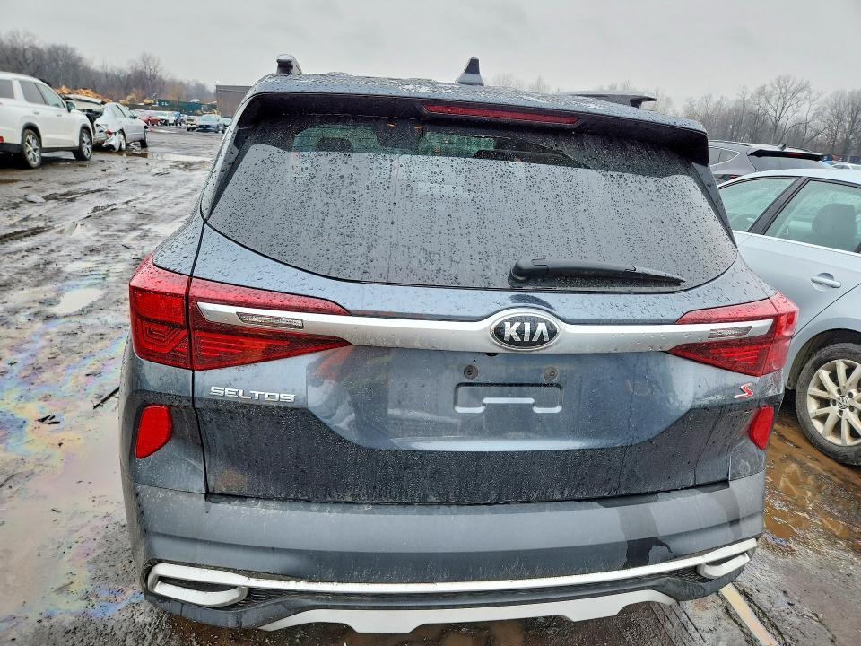 2021 KIA Seltos s