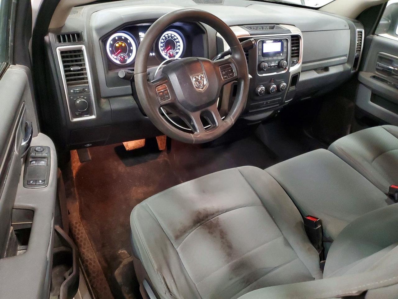 2013 Dodge RAM 1500 SLT