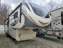 2018 Grand Design Solitude Camper en venta en West Warren, MA