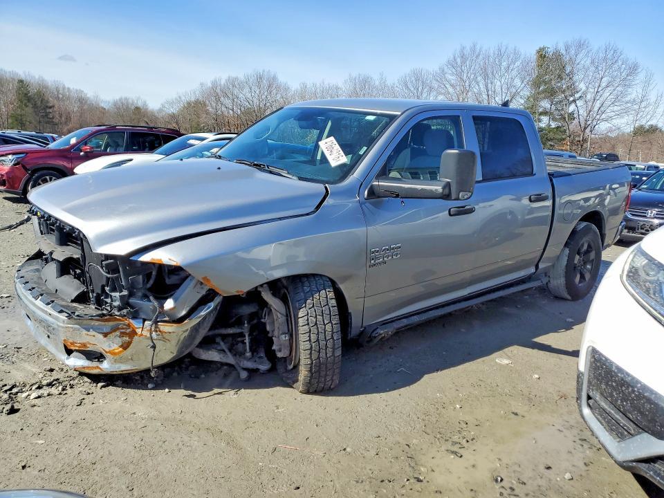 2022 Dodge RAM 1500 Classic SLT