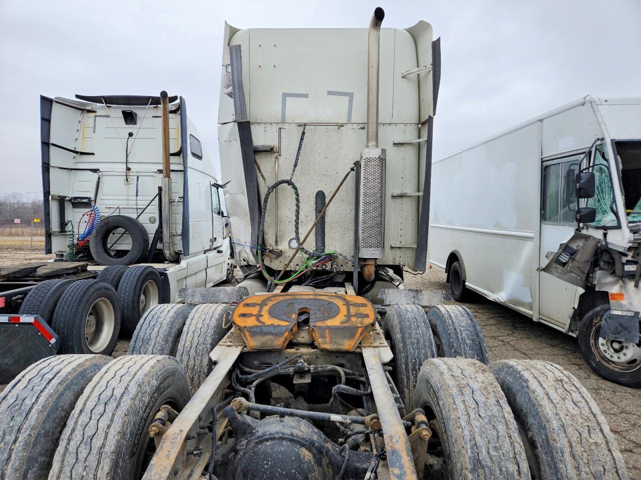 2010 Freightliner Columbia Semi Truck