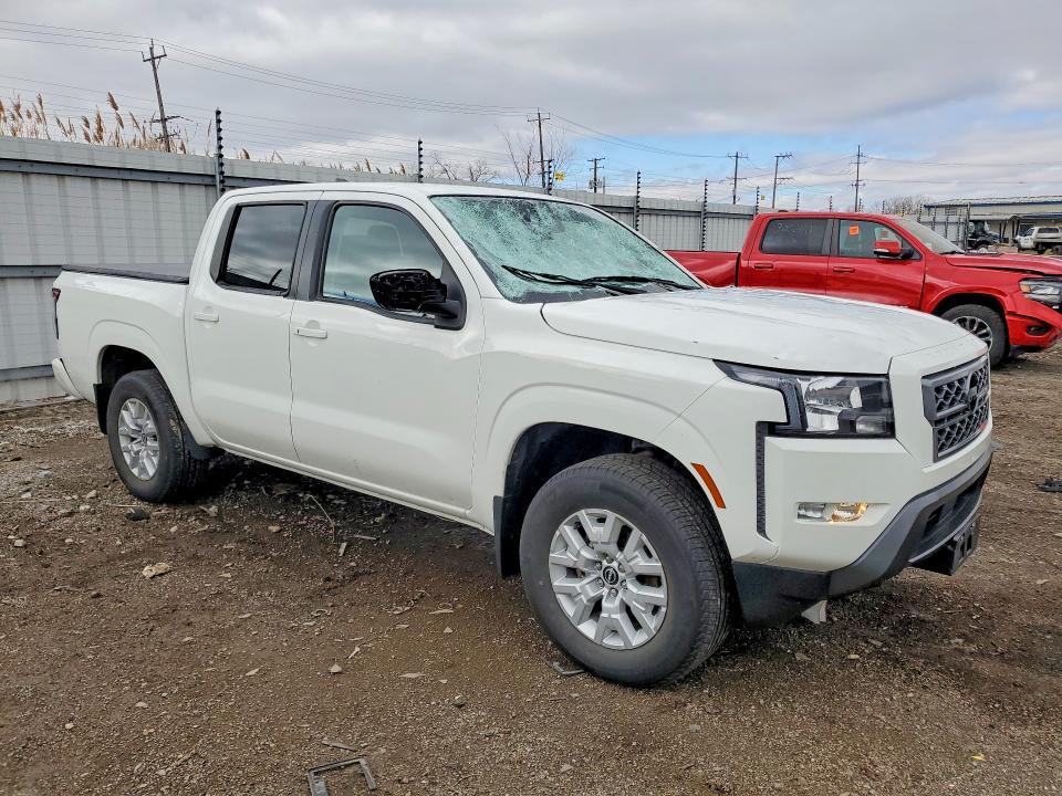 2022 Nissan Frontier SV