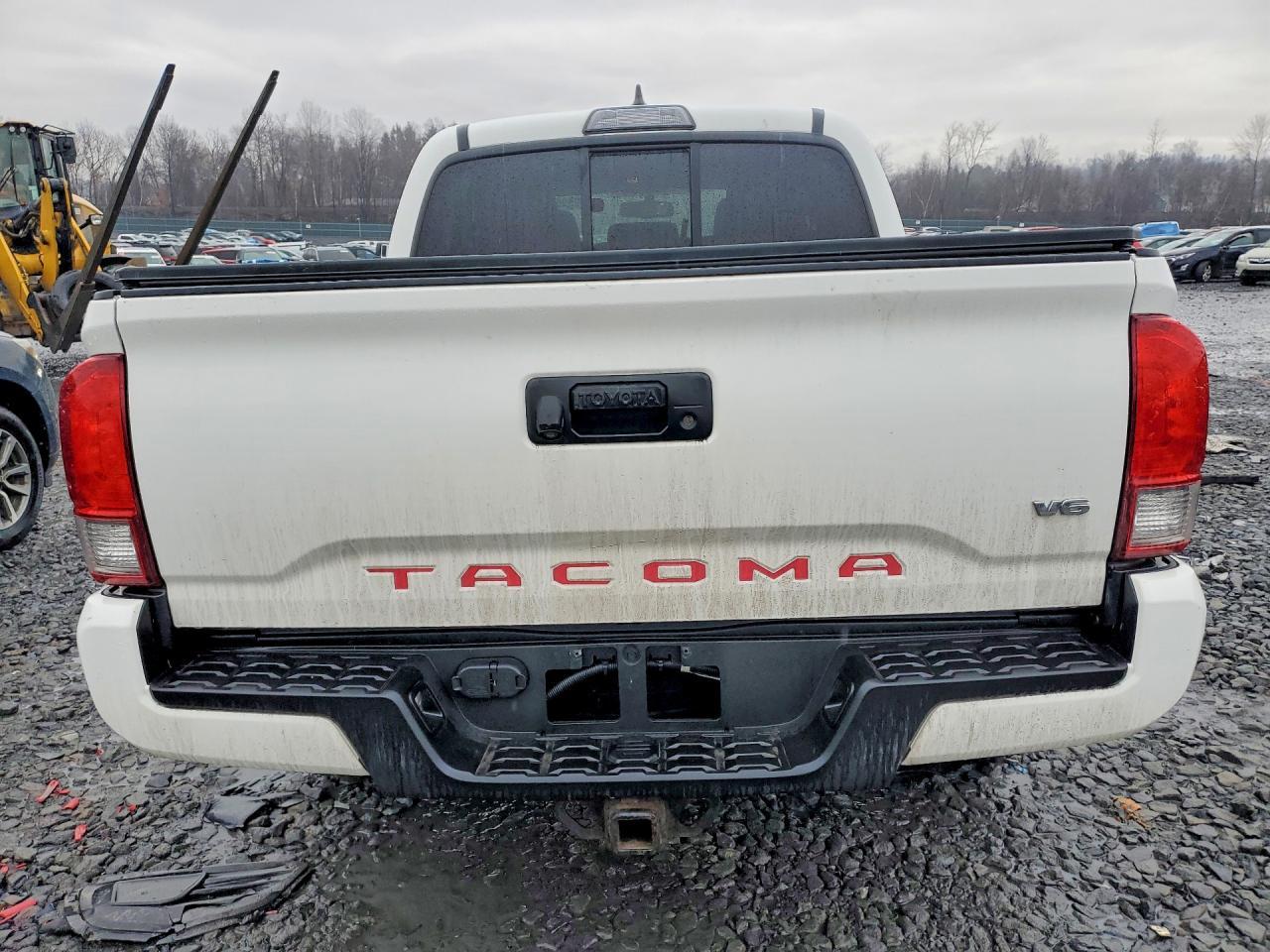 2016 Toyota Tacoma TRD Sport