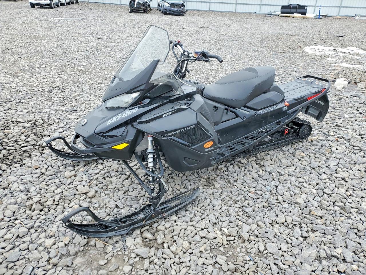 2020 Skidoo Renegade Adrenf
