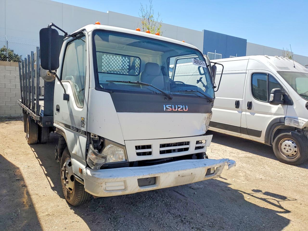 2006 Isuzu NPR Flatbed Truck