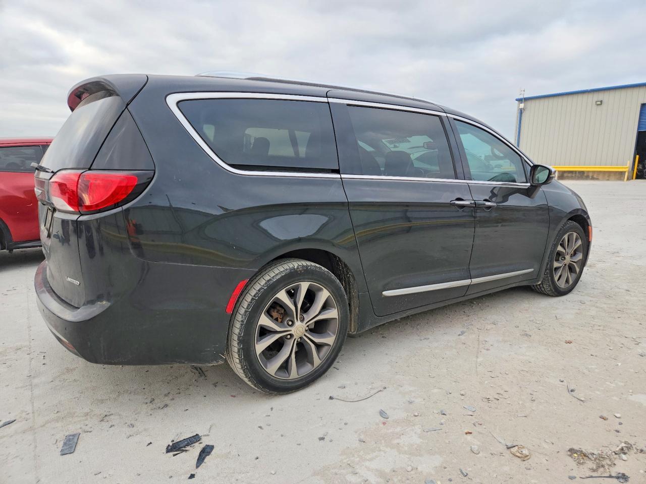 2017 Chrysler Pacifica Limited