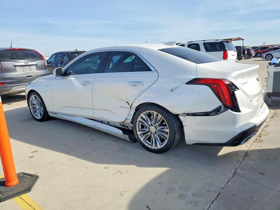 2023 Cadillac CT4 Premium Luxury