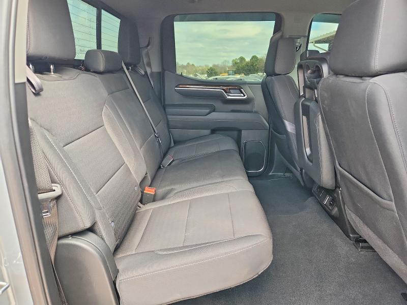 2025 GMC Sierra K1500 SLE