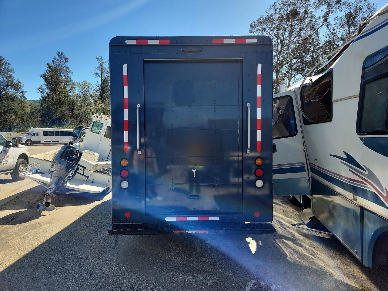 2020 Freightliner Chassis M Line WALK-IN Van