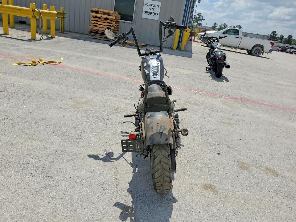 2013 Harley-Davidson XL883 Iron 883