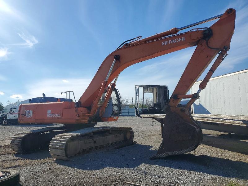 2000 Hitachi EX330LC-5 Excavator