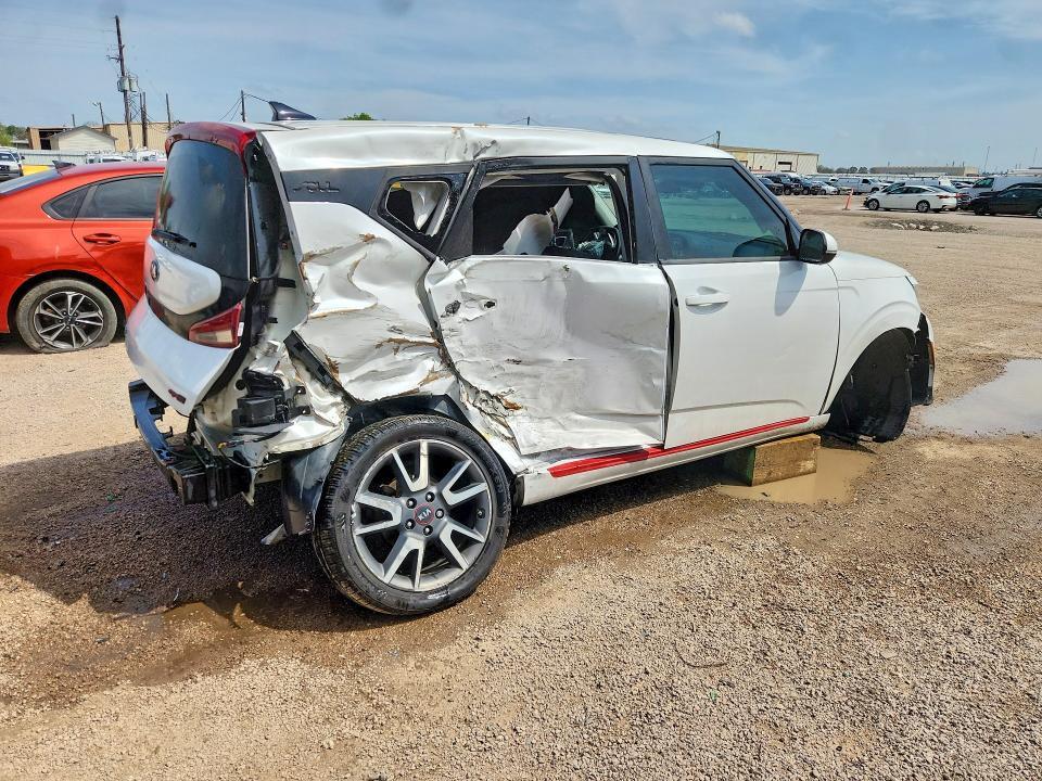 2021 KIA Soul Gt-line