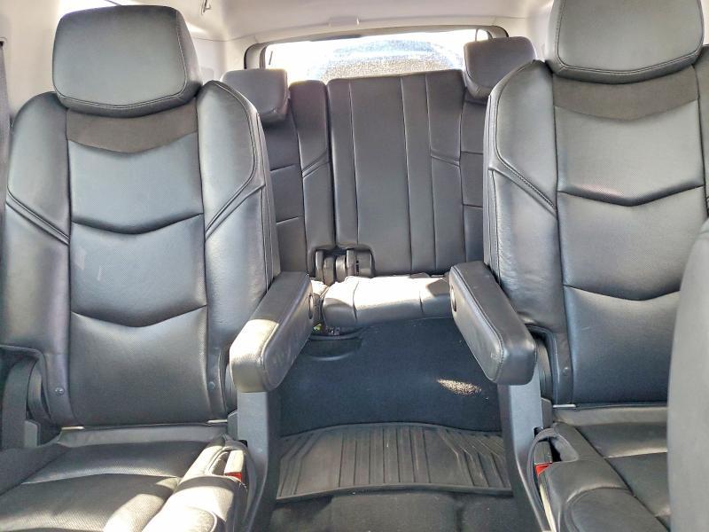 2016 Cadillac Escalade esv Premium