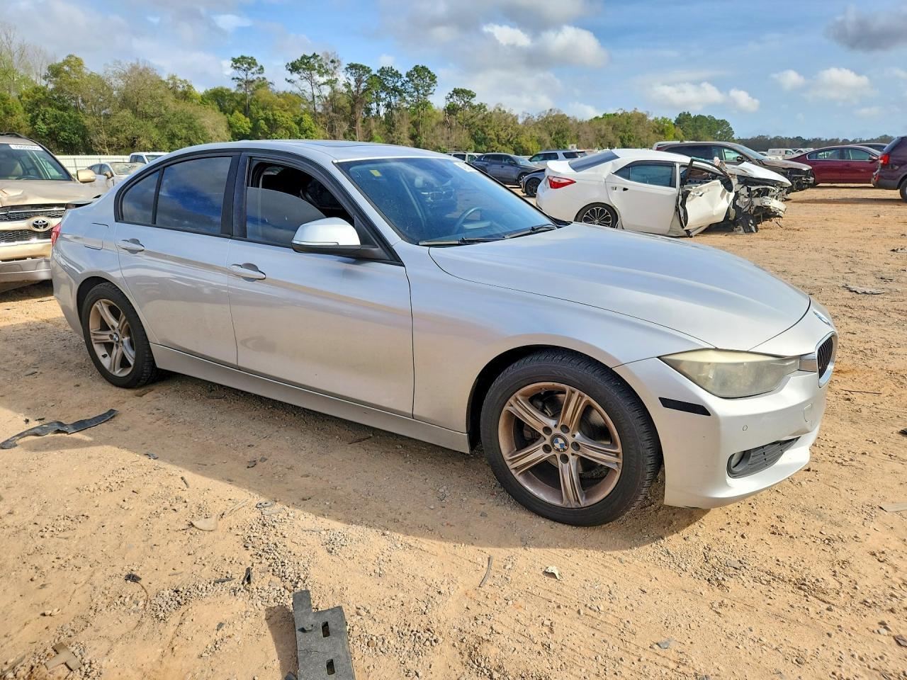 2015 BMW 320 i